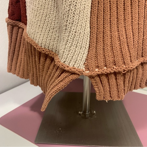 POL Oversized Color Block Cable Knit Sweater wide cropped sleeve Rust Cream - Picture 7 of 13